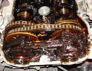 Engine oil deterioration and engine deposits